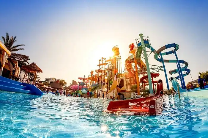 Best 10 Water Parks In Chicago: Visit Dream-World In This Summer.