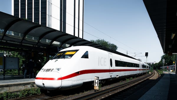 Munich to Vienna train