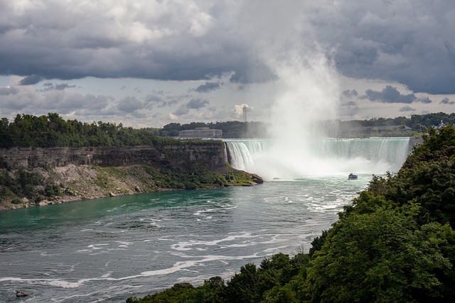 Top 12 Travel Destinations in Canada