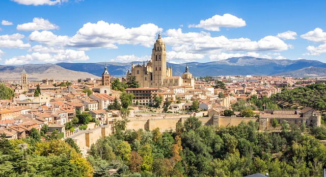 Top 8 Must-See Attractions in Segovia