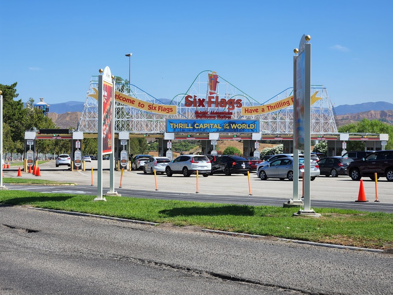 Six Flags Magic Mountain – Valencia, California